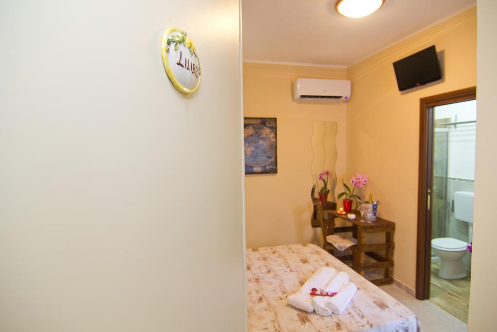 B&B Tifeo Віллафранка-Тіррена Екстер'єр фото